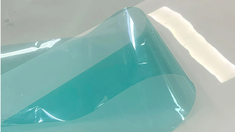 C&oacute;mo colocar la pel&iacute;cula para ventanas